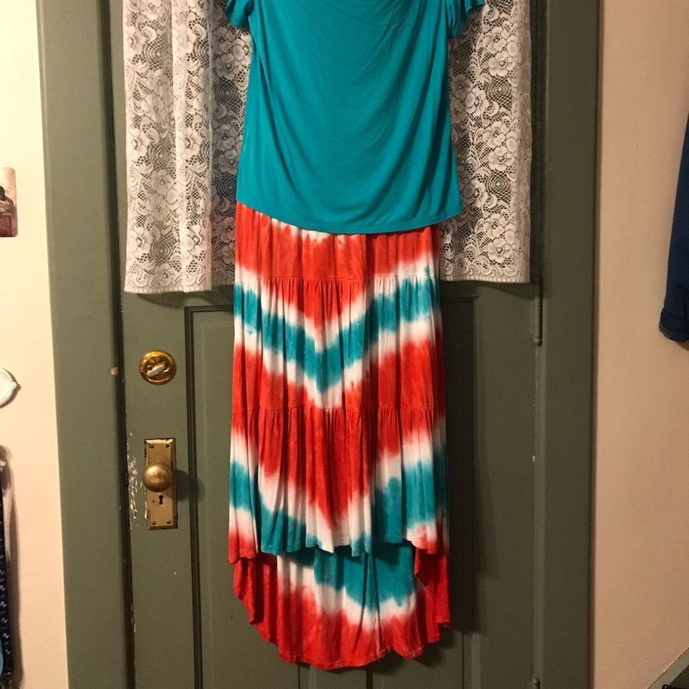 WD-NY- NWT. On-trend!!  TIE DYE SET SZ. Med.